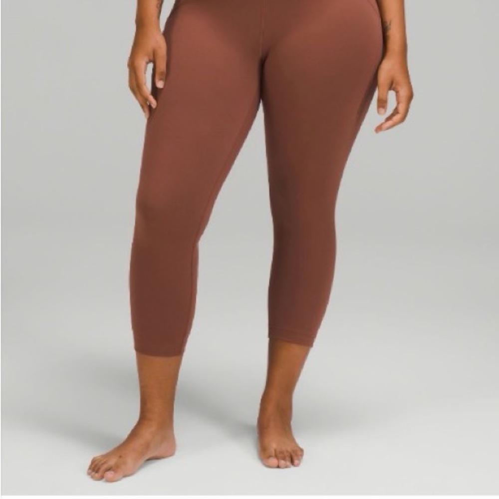 Lululemon InStill High-Rise Crop 23”